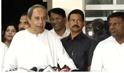 Naveen Meets Defeated BJD Candidates, Asks to Prep for Polls