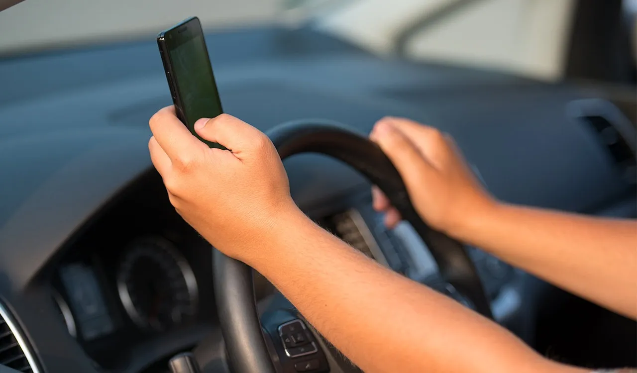 Strict action will be taken if making reels while driving in Odisha