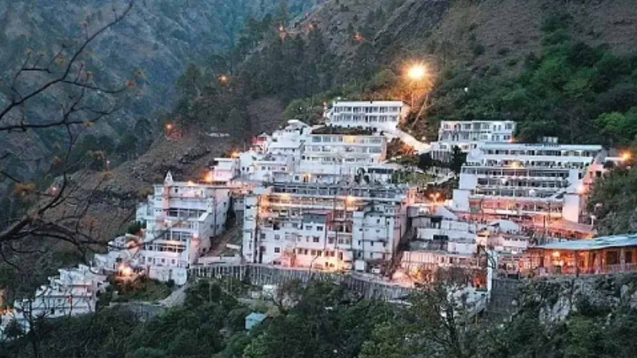 ୨୨ ଦିନ ପରେ ଆରମ୍ଭ ହେଲା ବୈଷ୍ଣୋ ଦେବୀ ଯାତ୍ରା, ମନ୍ଦିର ପକ୍ଷରୁ ଜାରି ହେଲା ଆଡଭାଇଜରୀ