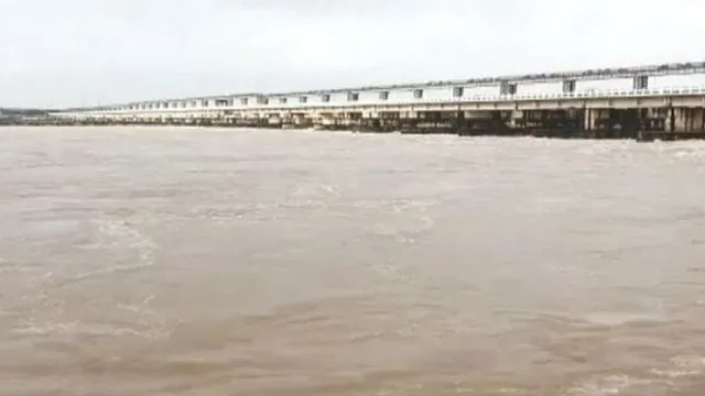 ମହାନଦୀ ତଳ ମୁଣ୍ଡରେ ନିର୍ମାଣ ହେବ ୧୭ ଗୋଟି ବନ୍ଧ, ୪୪ ବ୍ୟାରେଜ: ମୁଖ୍ୟମନ୍ତ୍ରୀ