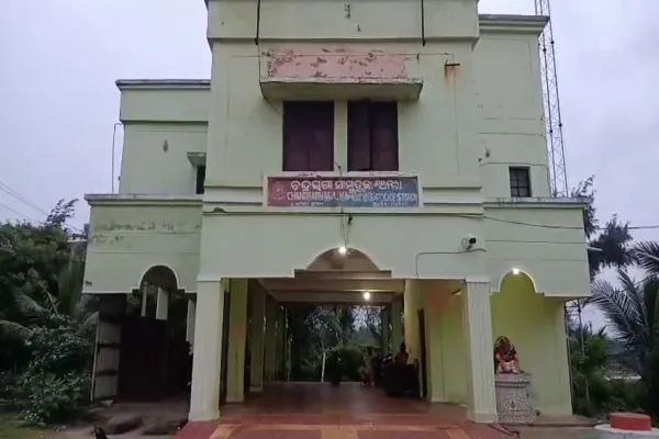 କୋଣାର୍କରେ ଚାଞ୍ଚଲ୍ୟ, ମହିଳାଙ୍କ ଗଳା କାଟି ହତ୍ୟା ଉଦ୍ୟମ