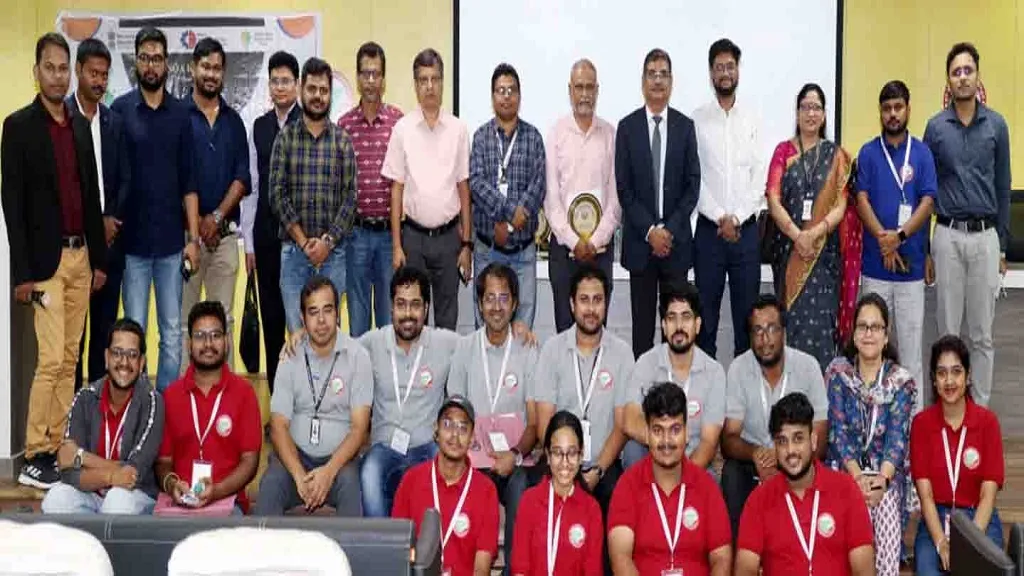 ସୋଆ ଆଇଡିଆଥାନ୍ ୨୦୨୫ ଗ୍ରାଣ୍ଡ ଫିନାଲେ, ନିଜ ଉଦ୍‌ଭାବନ ପ୍ରଦର୍ଶନ କଲେ ଛାତ୍ରଛାତ୍ରୀ