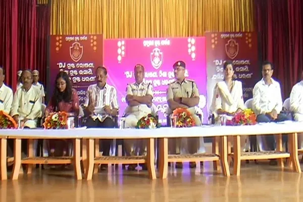 Durga Puja Bhasani drug-free and the procession free from DJ in Cuttack.