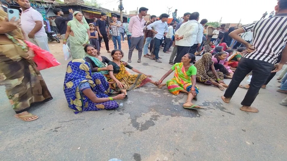 ଦୁର୍ଗା ବିସର୍ଜନ ଉତ୍ସବ ବେଳେ ଅଘଟଣ, ଭସାଣିରେ ବୁଡିଗଲେ ଏକାଧିକ