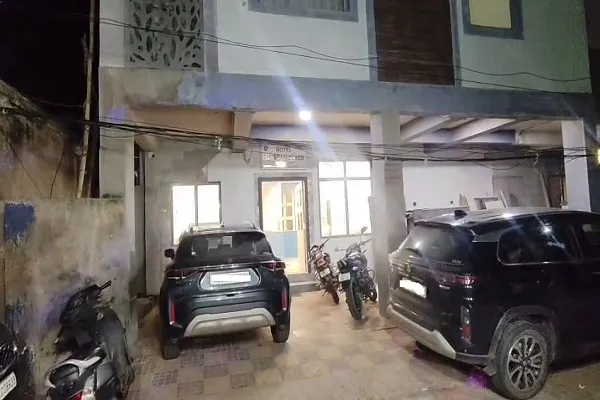 Gambling was going on inside the hotel, police intervened in Puri.