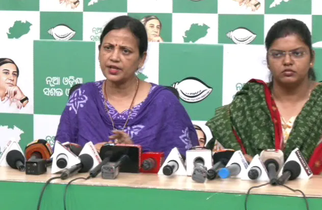 news-of-the-death-of-10-tigers-has-come-to-light-from-tamilnadu