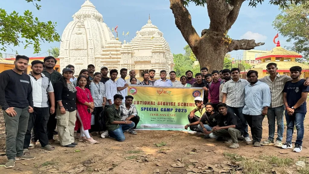 ମଳିପଡ଼ା ଗ୍ରାମରେ ସୋଆ ଆଇଟିଇଆର ଏନ୍‌ଏସ୍‌ଏସ୍ ୟୁନିଟ ପକ୍ଷରୁ ୭ ଦିନିଆ ବିଶେଷ ଶିବିର, ସାମାଜିକ-ଆର୍ଥିକ ସର୍ଭେ କଲେ ସ୍ୱେଚ୍ଛାସେବୀ
