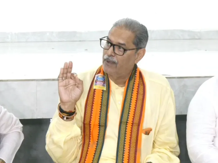 ବାତ୍ୟା ପାଇଁ ସରକାର ସମ୍ପୂର୍ଣ୍ଣ ପ୍ରସ୍ତୁତ, ୯ ଜିଲ୍ଲାରେ ତାର, ଟ୍ରାନ୍ସଫର୍ମର, ଇଲେକ୍ଟ୍ରିକ୍ ଖୁଣ୍ଟ ମହଜୁଦ
