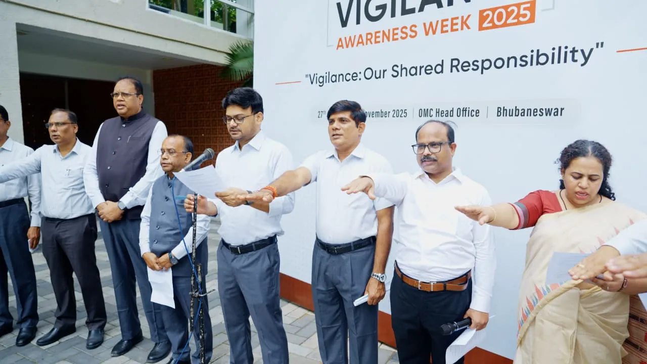 OMC Observes Vigilance Awareness Week with Integrity Pledge