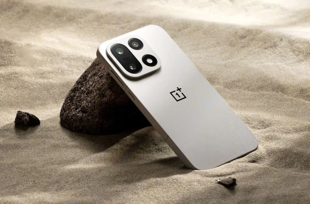  OnePlus 15  launched in china 