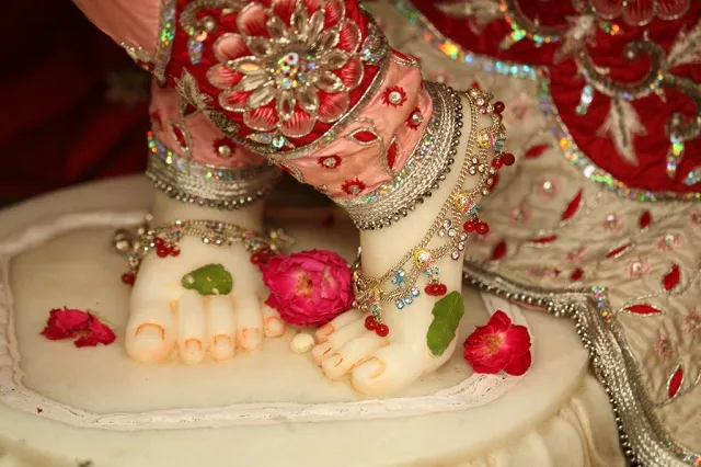 astronomers-reveal-first-ever-picture-of-a-black-hole-video