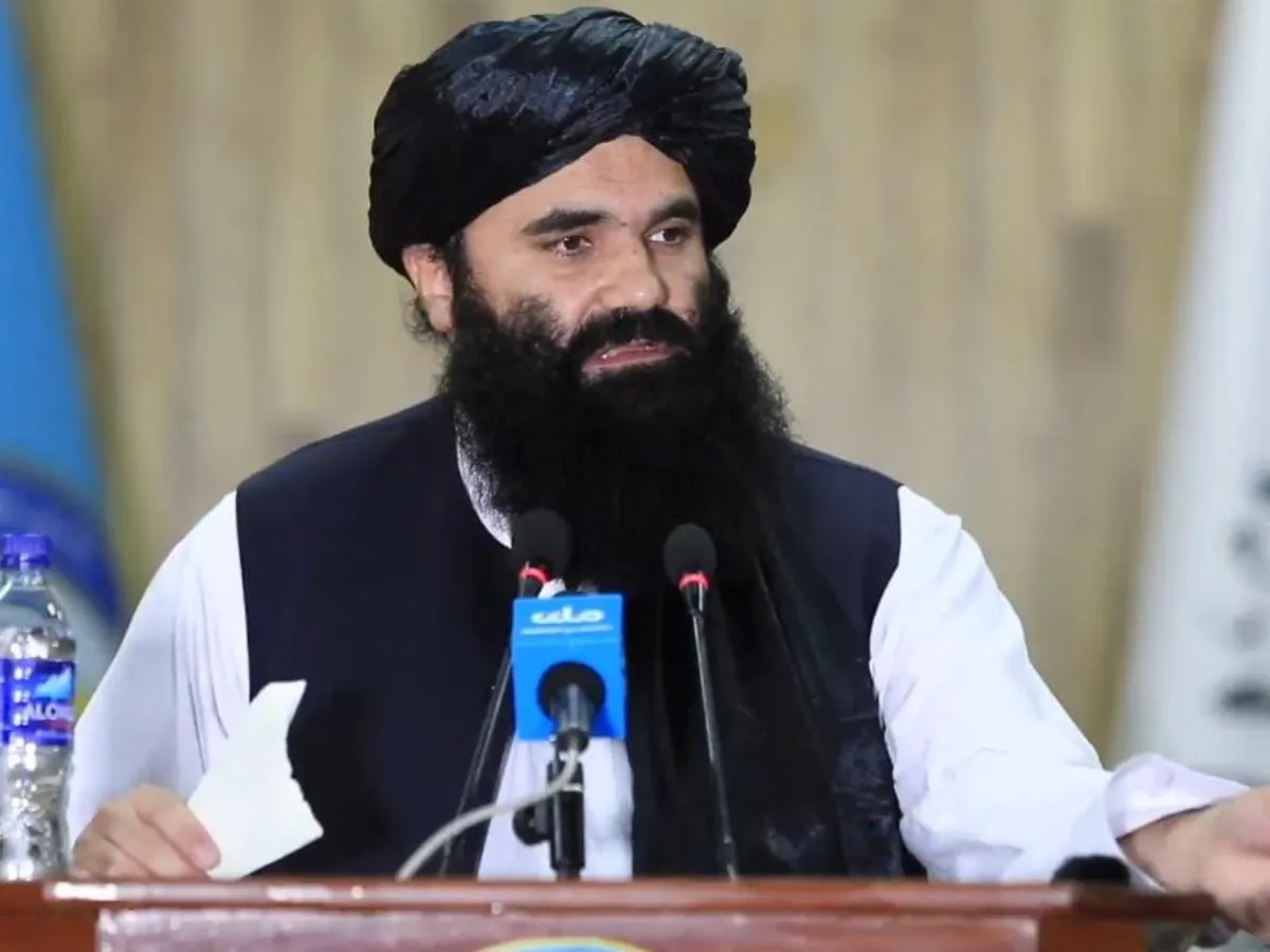 school-van-overturned-in-cuttack-narsinghpur