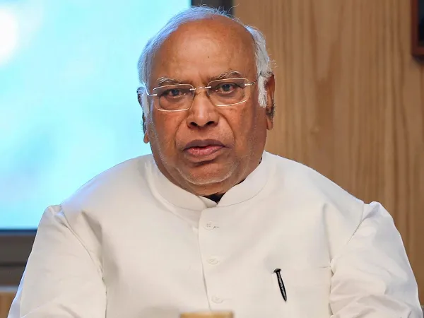 ‘ସବୁ ମୂଳର କାରଣ RSS, ଏହାକୁ ବ୍ୟାନ୍ କରିଦେବା ଦରକାର’; କଂଗ୍ରେସ ଅଧ୍ୟକ୍ଷଙ୍କ ବିବାଦୀୟ ବୟାନ