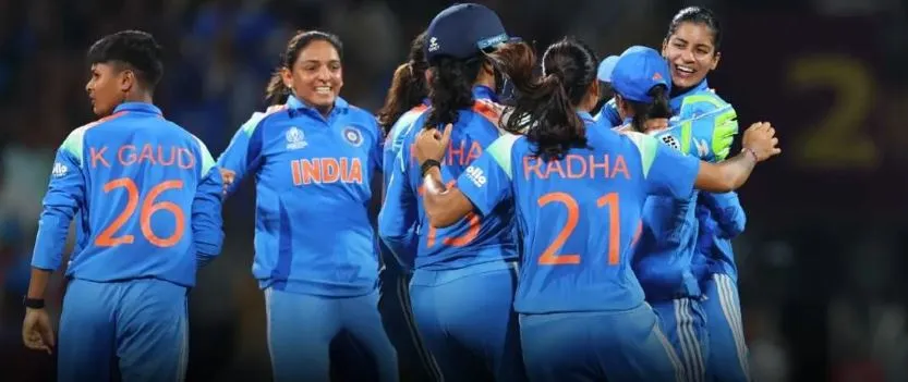 sambhavna-seth-tells-his-father-was-tied-to-bed-by-hospital-staff-during-covid-treatment-she-sends-legal-notice