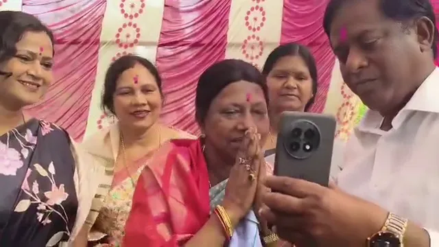 lovers-reply-on-cms-twit-goes-viral-know-the-love-matter