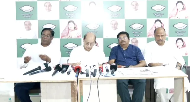 why-is-khechudi-cookedon-makar-sankranti