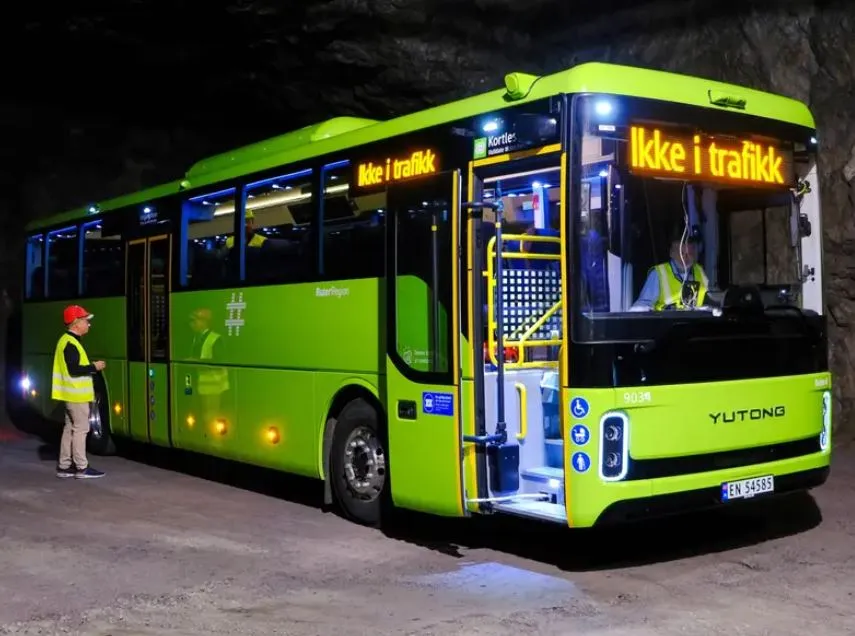 ରପ୍ତାନୀ ହୋଇଥିବା ଇ-ବସ୍‌କୁ ନିଜ ଦେଶରେ ରିମୋଟ ସାହାଯ୍ୟରେ ନିୟନ୍ତ୍ରଣ କରିପାରିବ ଚୀନ: ଯୁଦ୍ଧ ସାମଗ୍ରୀ ନେଇ ବଢ଼ିଲା ଚିନ୍ତା