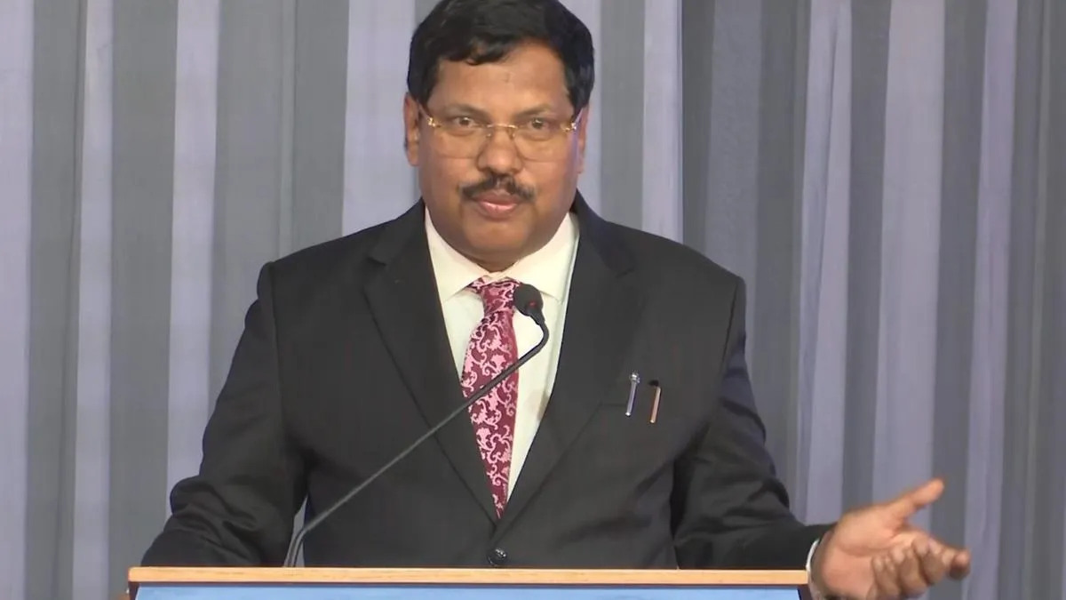 food-minister-prahallad-joshi-reaction