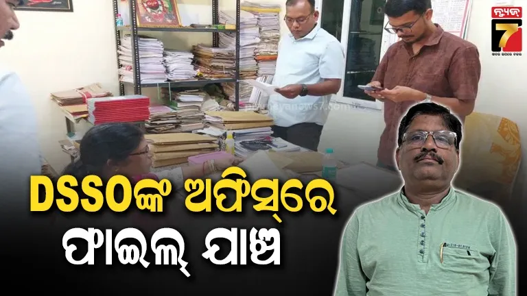 the-river-is-overflowing-flood-water-entered-the-city-of-binika