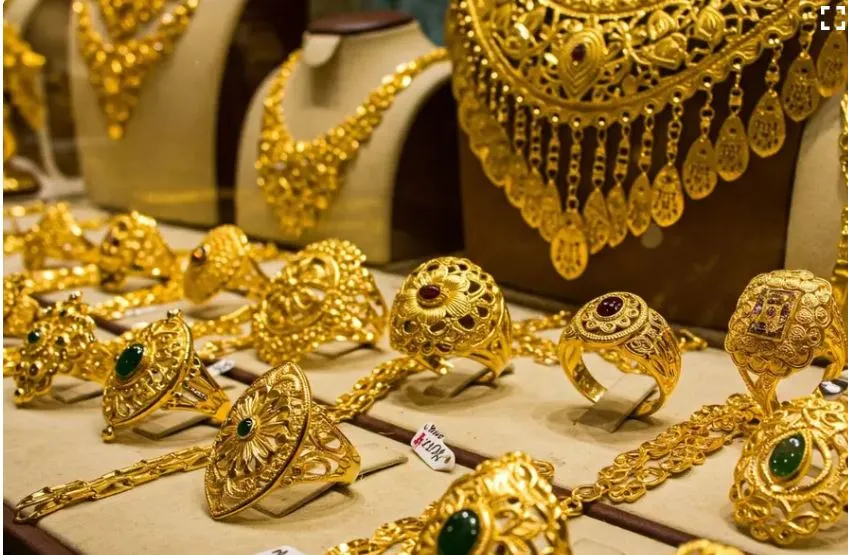 ଗତ ୨୧ ଦିନରେ ୧୦ ହଜାର ଟଙ୍କାରୁ ଅଧିକ କମିଲାଣି ସୁନା: ରୁପା ପାଖାପାଖି ୩୦ ହଜାର କମିଛି