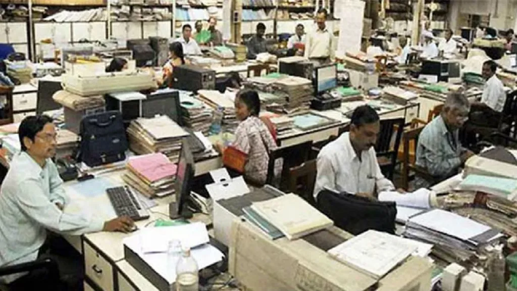 7-hardcore-maoists-surrender-in-malkangiri