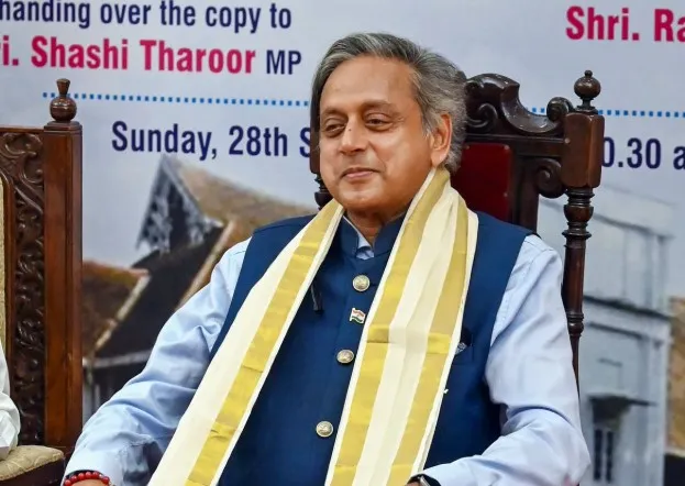 aarya-2-web-series-first-look-has-been-launched-sushmita-sen-looking-very-dangerous