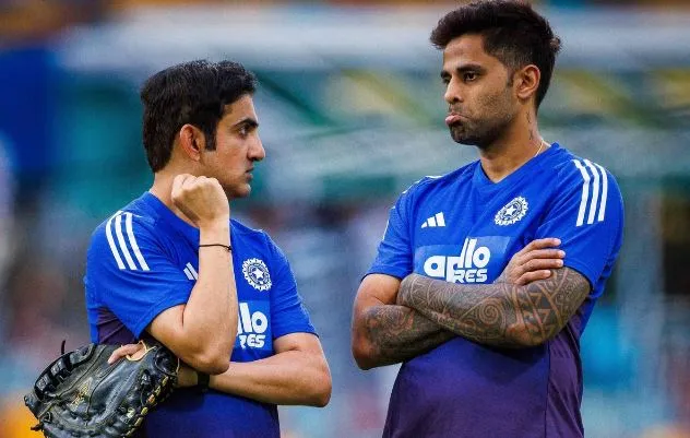 ଆଉ ସମୟ ନାହିଁ ବିଶ୍ଵକପ୍ ପୂର୍ବରୁ ଟିମ୍ ଇଣ୍ଡିଆ କରୁ ଏମିତି କାମ, ଗମ୍ଭୀର-ସୂର୍ଯ୍ୟଙ୍କୁ ପୂର୍ବତନ ଖେଳାଳିଙ୍କ ରୋକ୍ ଠୋକ୍