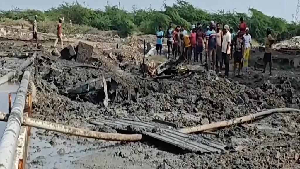 all-injureds-of-kozhikode-plane-crash-were-discharged-from-hospital-says-airways