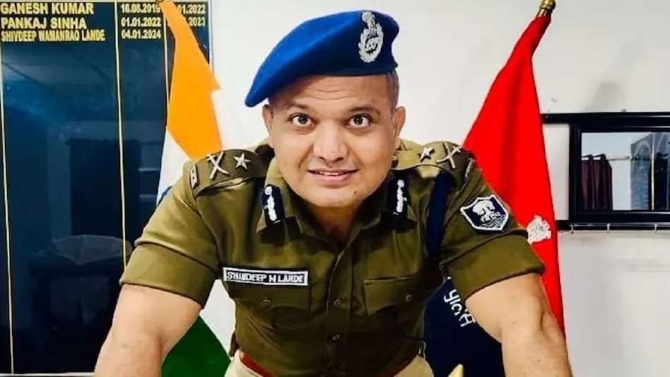 ଫେଲ୍ ମାରିଲେ ବିହାରର ସିଙ୍ଘମ : ଦୁଇଟି ଆସନରେ ହାରିଲେ IPS ଶିବଦୀପ୍