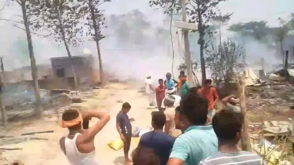 ଶୋଇଥିବା ବେଳେ ଭୟଙ୍କର ଅଗ୍ନିକାଣ୍ଡ, ଗୋଟିଏ ପରିବାରର ୫ଜଣ ଜୀବନ୍ତ ଦଗ୍ଧ