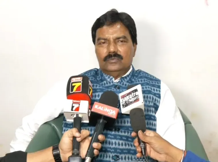 bihar-news-8-barati-were-killed-and-2-injured-in-road-accident-katihar