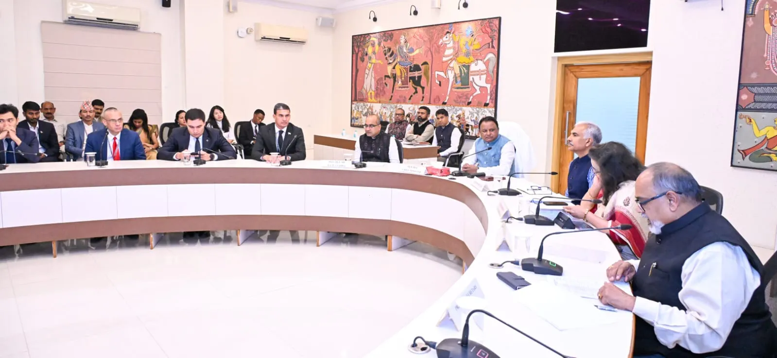 if-anyone-taking-poison-then-how-to-safe-his-life