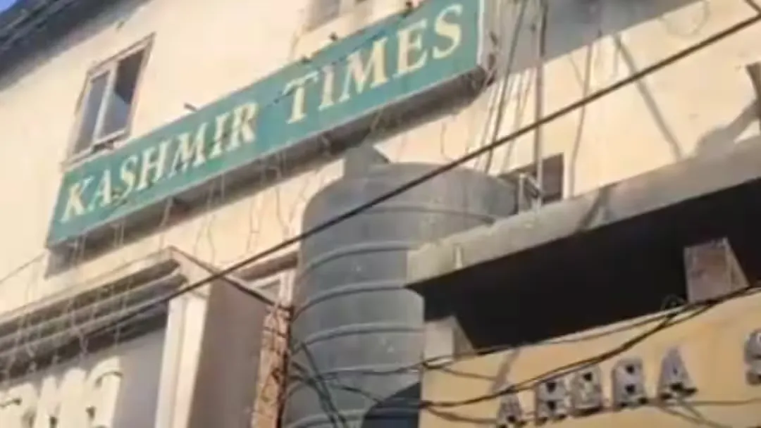 wipro-chairman-azim-premji-gave-22-crore-rupees-per-day-fight-against-corona