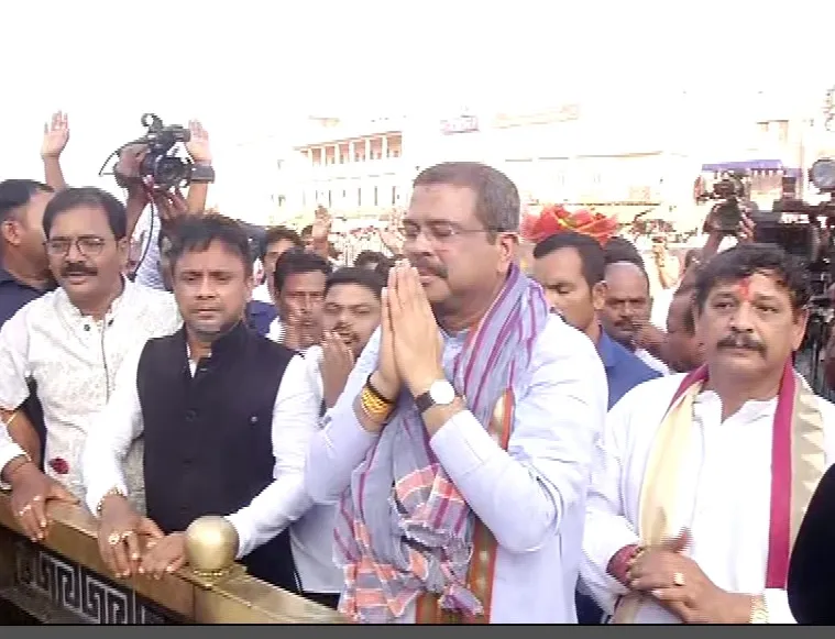 kolkata-knight-riders-beat-chennai-super-kings-by-8-wicket