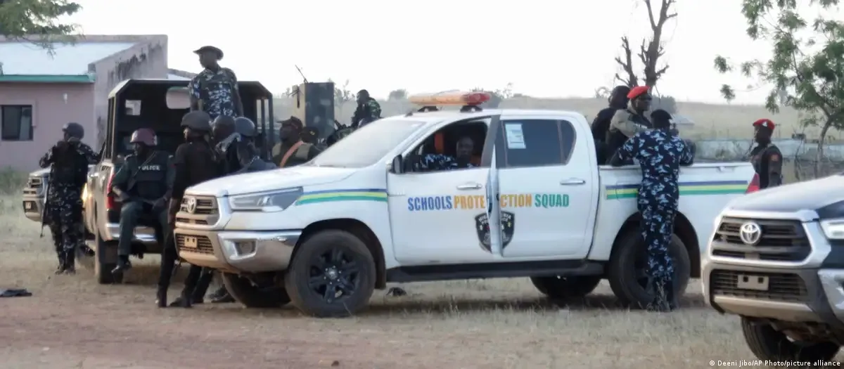 କ୍ୟାଥୋଲିକ ସ୍କୁଲରେ ଆକ୍ରମଣ: ୨୦୦ ପିଲା ଏବଂ ୧୨ ଶିକ୍ଷକଙ୍କୁ ଅପହରଣ କରିନେଲେ ବନ୍ଧୁକଧାରୀ