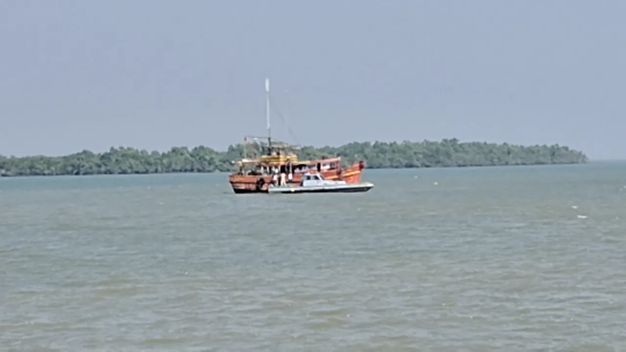 husband-hatya-to-wife-by-riding-bolero-on-her