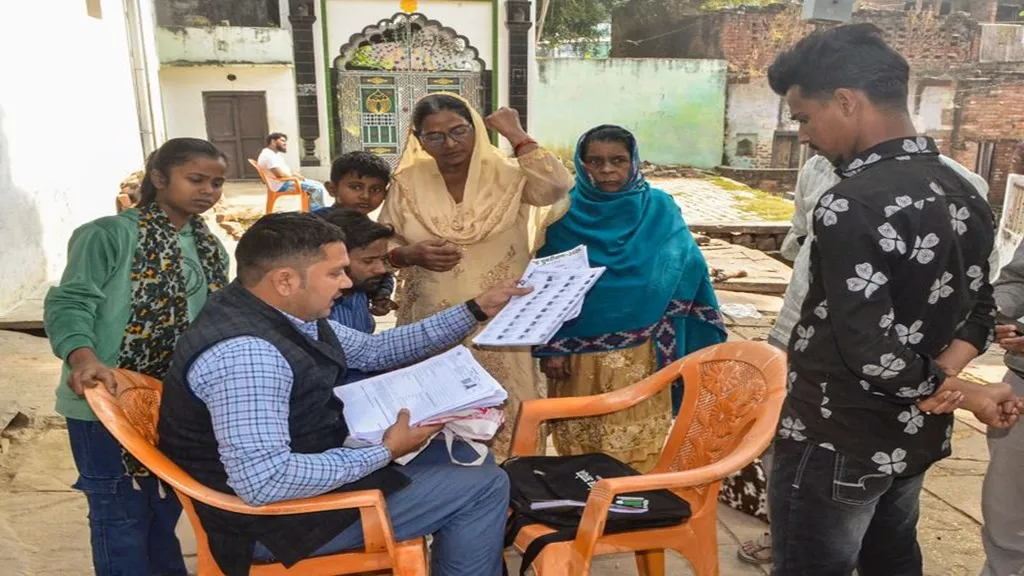 16-yr-up-girl-drugged-raped-inside-school-by-her-jealous-cousins-for-excelling-in-studies