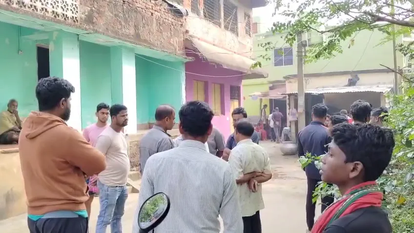 court-sentenced-7-year-jail-to-wife-and-her-lover-for-husband-sucide-case