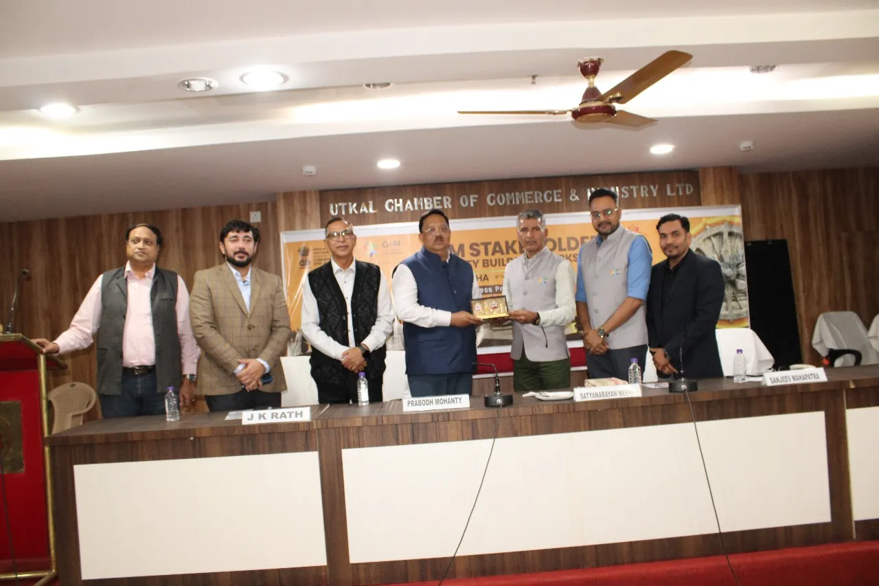 no-indian-movie-to-be-screened-in-pakistani-cinemas-says-dr-firdous-ashiq-awan