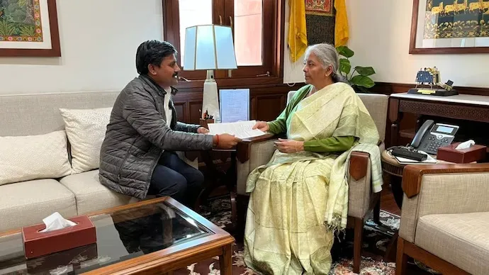 sushant-singh-rajputs-cousin-and-mla-neeraj-singh-demanded-a-cbi-inquiry-in-bihar-assembly