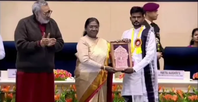 six-odia-laborer-mruta-due-to-electrocution-at-andhra-pradesh