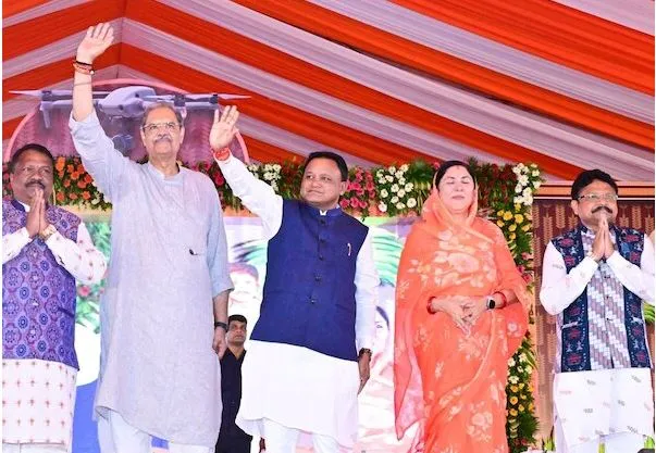 tmc-heavyweight-dinesh-trivedi-joins-bjp