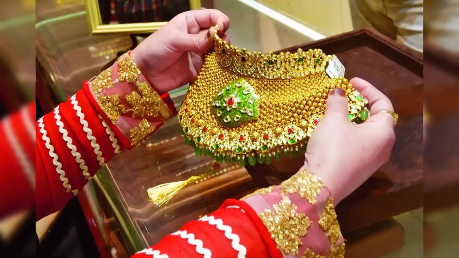 jilla-parisad-nomonation-form-deposited-in-bhadark