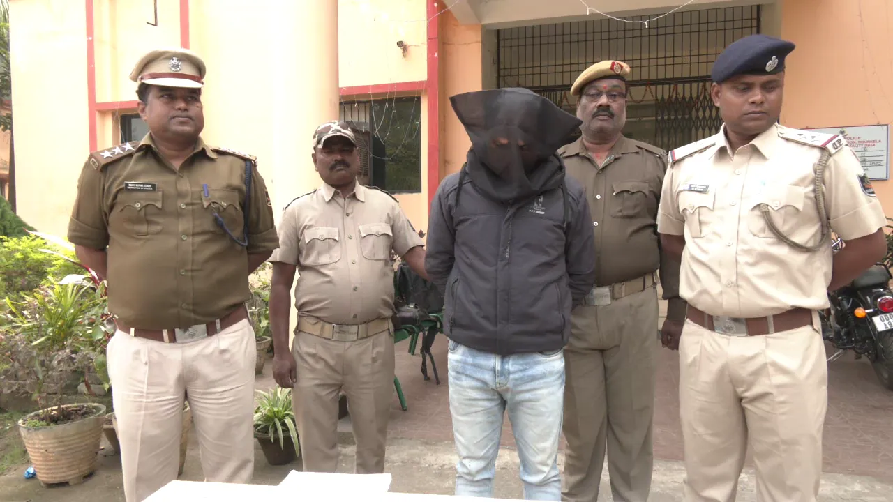 dominos-declared-free-pizza-to-mirabai-chanu-for-her-victory-in-tokyo-olympics