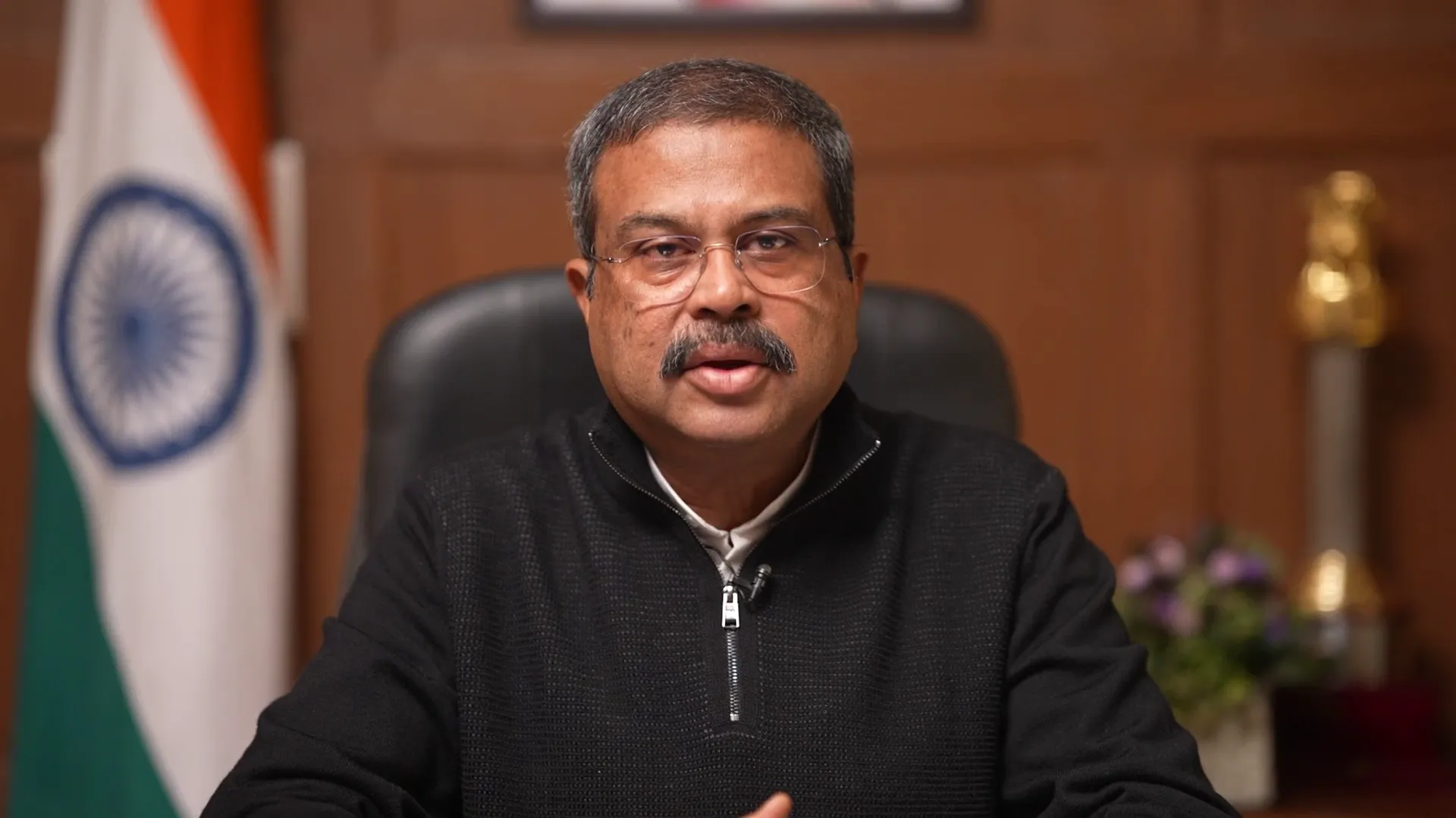 bjd-leading-in-80-bjp-in-20-and-congress-in-10-in-odisha