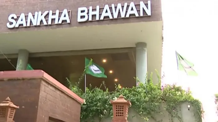 vastu-tips-keep-silver-peacock-in-the-house