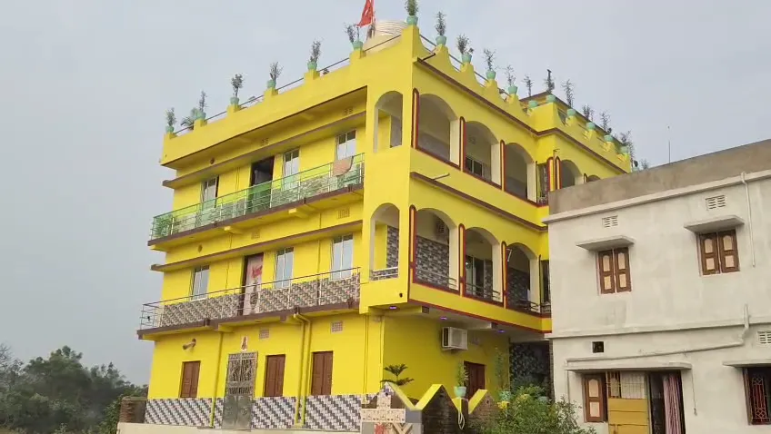 woman-dead-body-found-from-a-car-in-bhubaneswar