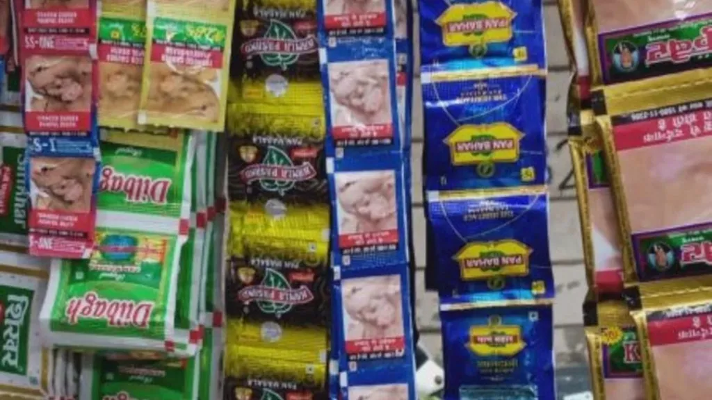 odisha-cm-naveen-patnaik-addresses-public-at-chhendipada