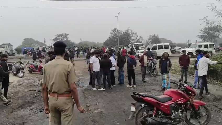tamil-nadu-bjp-unit-pm-narendra-modi-birthday-presenting-gold-rings-newborns