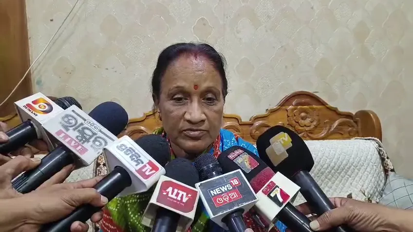 bjd-mla-parshuram-dhada-countered-bjp-mp-aparajita-sarangi